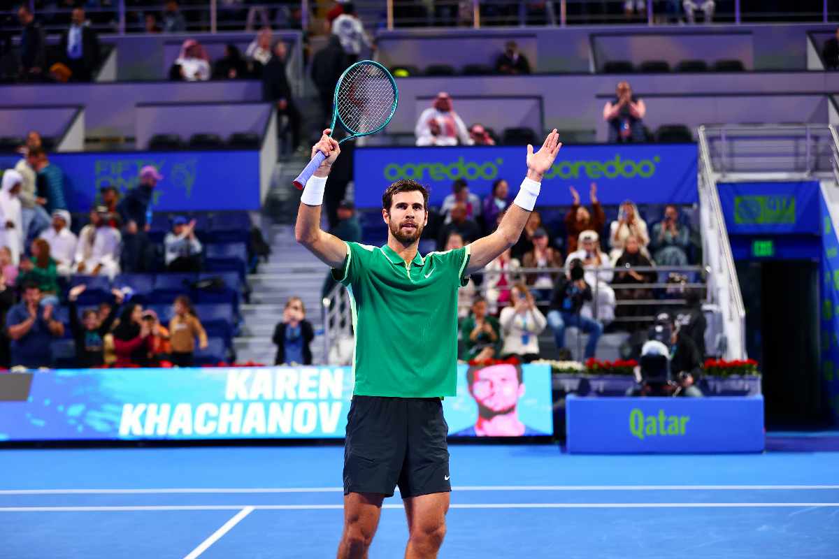 Khachanov impone su experiencia ante Mensik y es campeón del ATP Doha 1 khachanov mensik atp doha