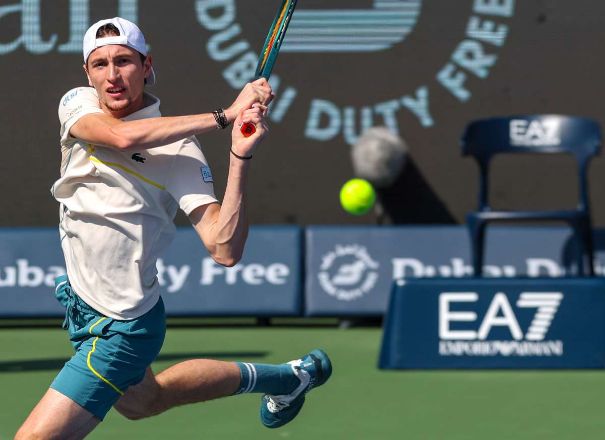 Humbert no le da opciones a Murray y avanza en el ATP Dubái