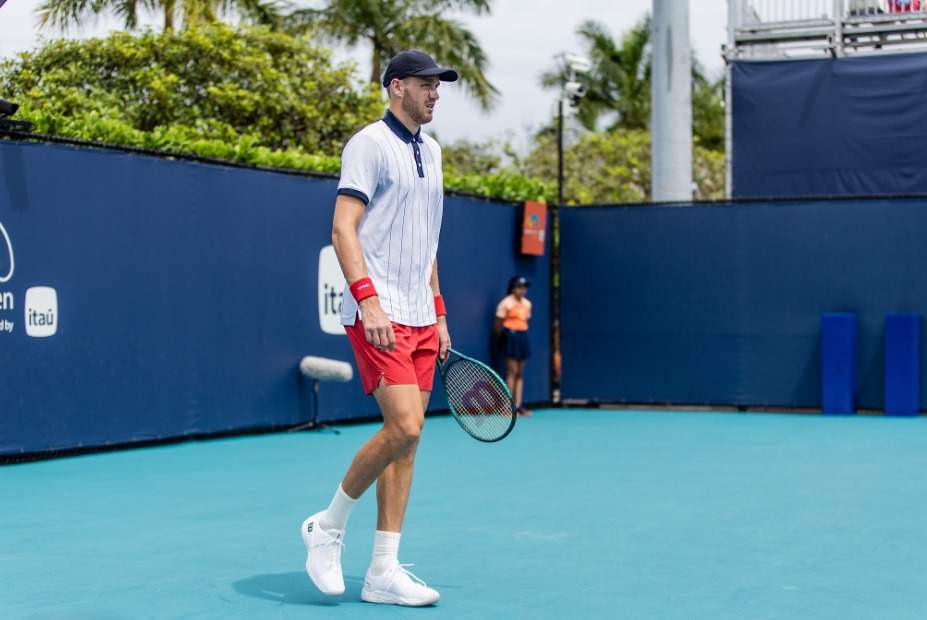 Jarry baja a un gran Seyboth Wild para avanzar en el Miami Open