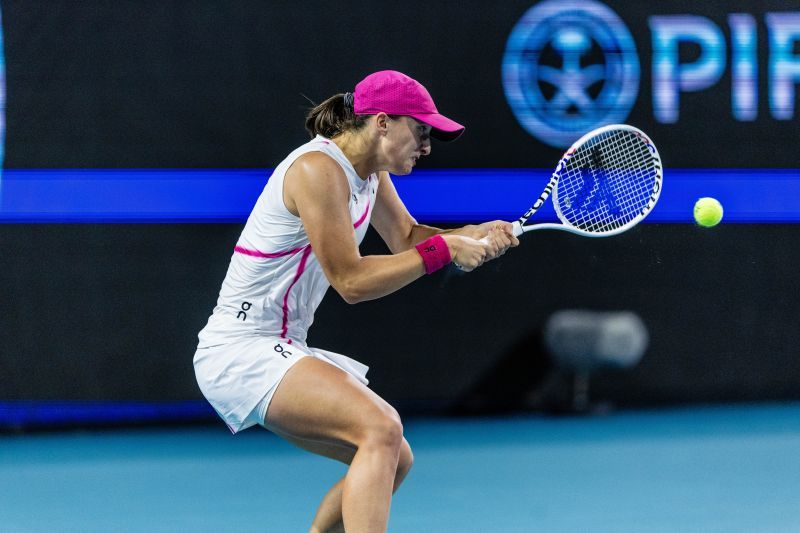 Swiatek sufrió ante Alexandrova y se despide de Miami