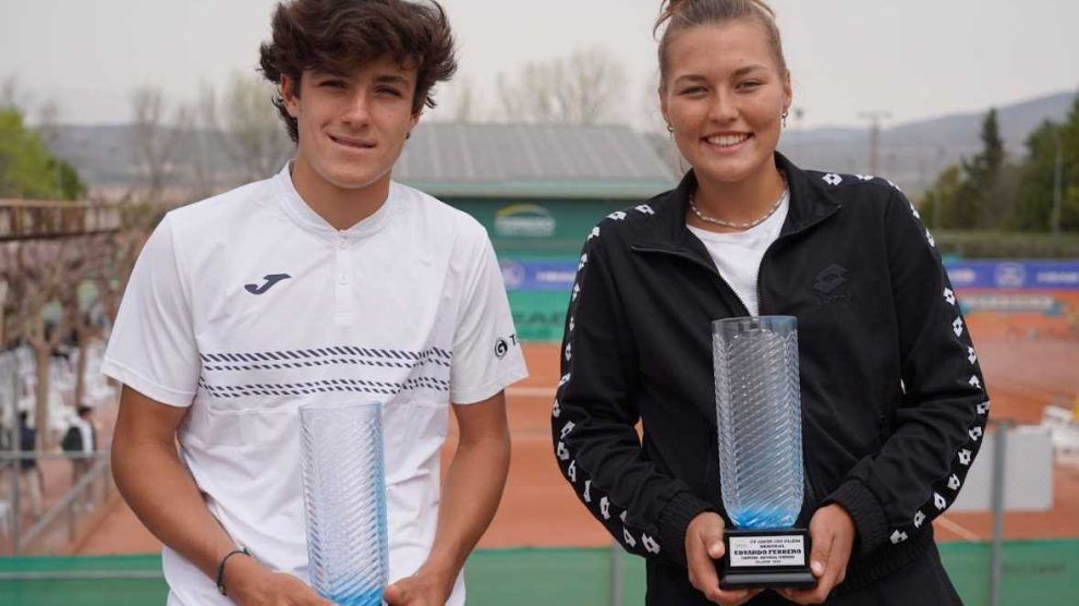 Santamarta Zhiyenbayeva campeones J300 Villena ITF Junior