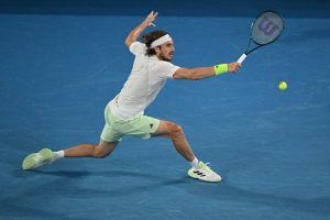 tsitsipas revés una mano golpe más bonito