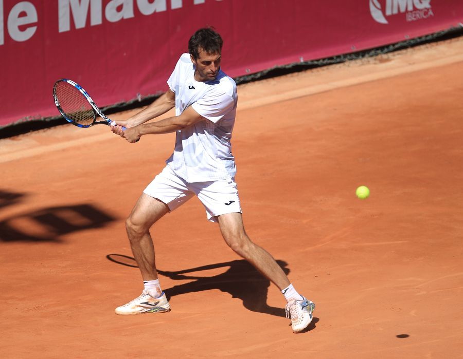 Ramos impone su jerarquía ante Roca Batalla en el Challenger de Madrid