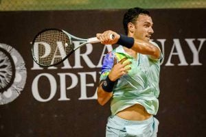 oliveira anuncia representará venezuela