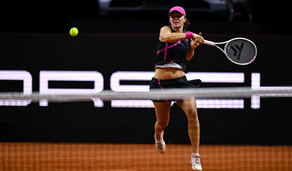 swiatek mertens wta stuttgart