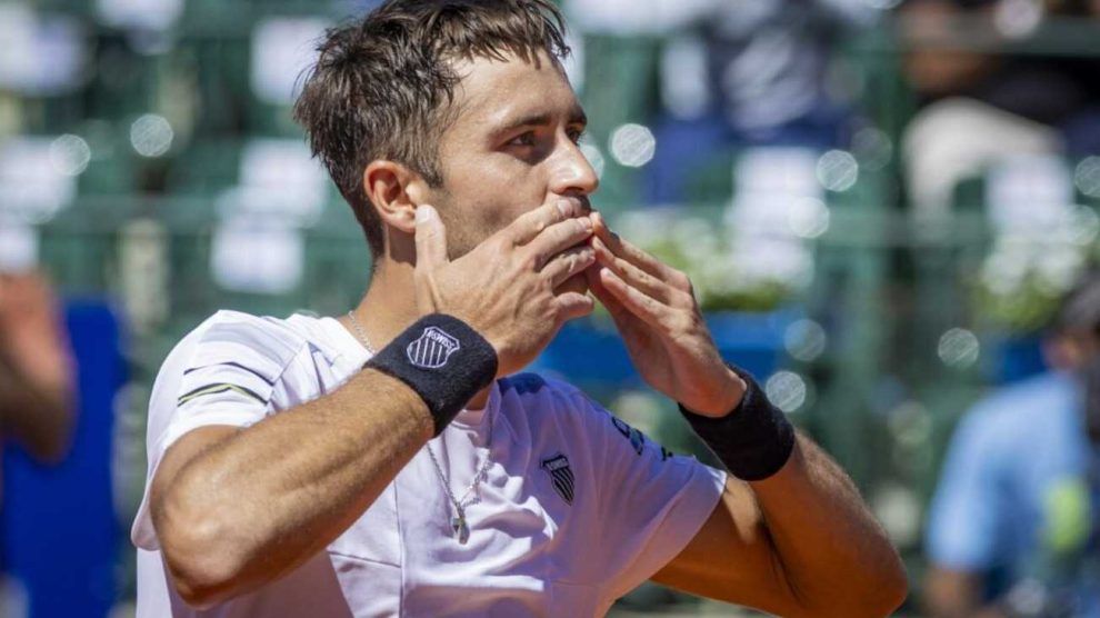 Etcheverry inicia con un buen triunfo en Barcelona - etcheverry hardt atp barcelona