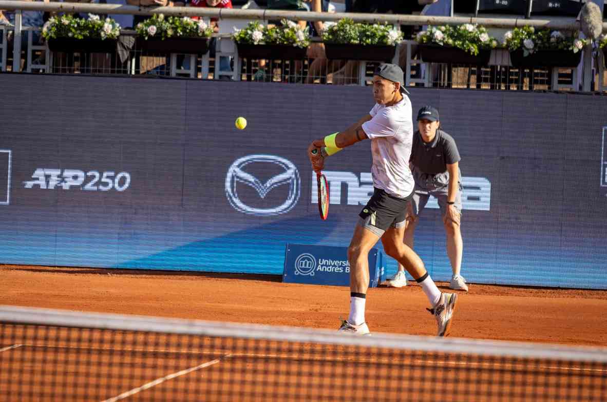 Un grandioso Tabilo puede con la lluvia y Rinderknech