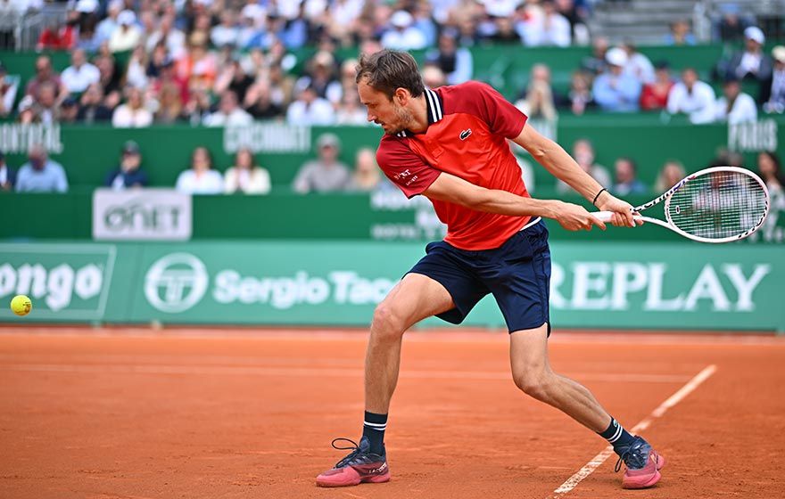 Medvedev empieza con el pie derecho ante Monfils en Montecarlo