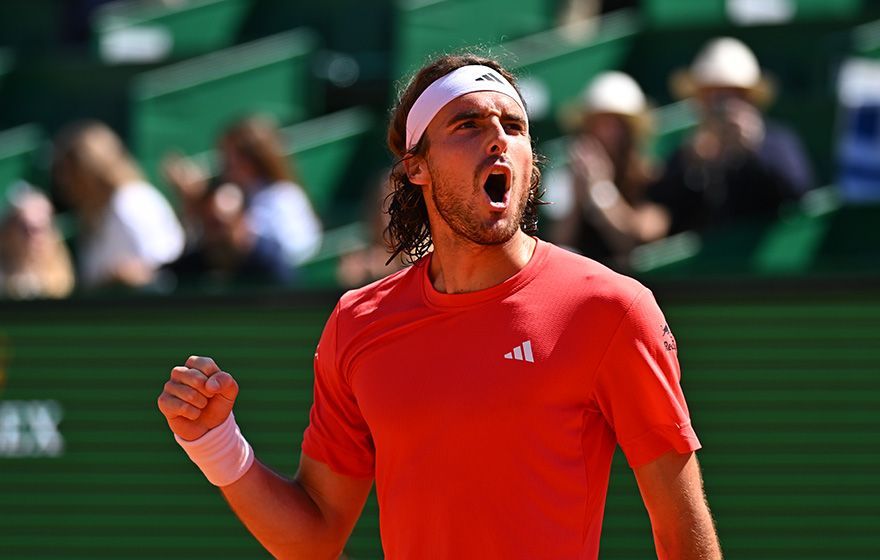Tsitsipas vuelve a la final de Montecarlo tras vencer a Sinner