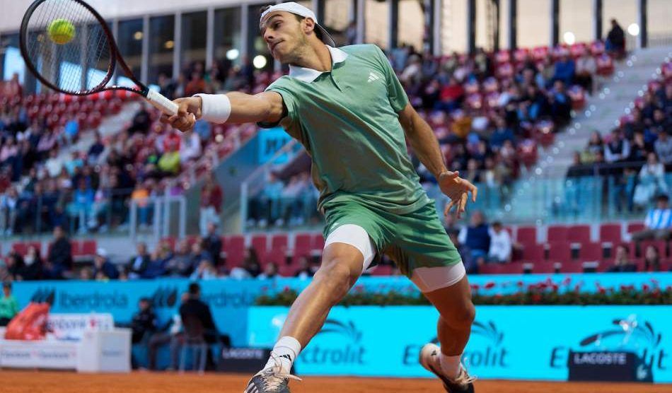 televisión horario atp roma cerúndolo gigante