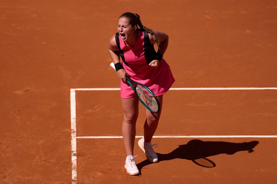 Ostapenko conquista a Roma en un confrontamiento de estilos