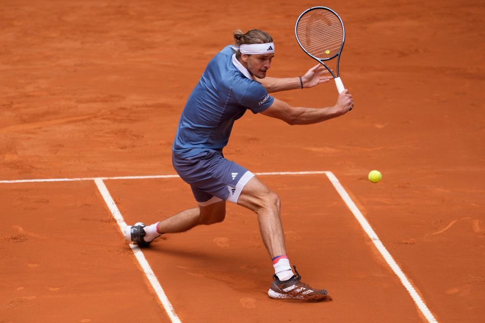 Zverev trabaja intensamente para batir a Darderi en Roma