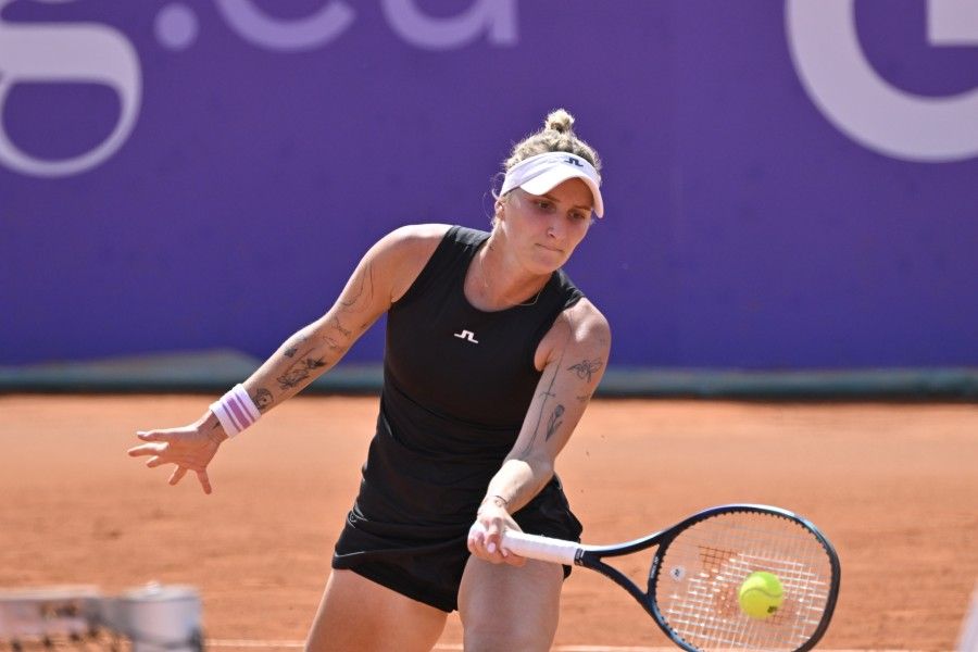 Vondrousova se roba el show en París