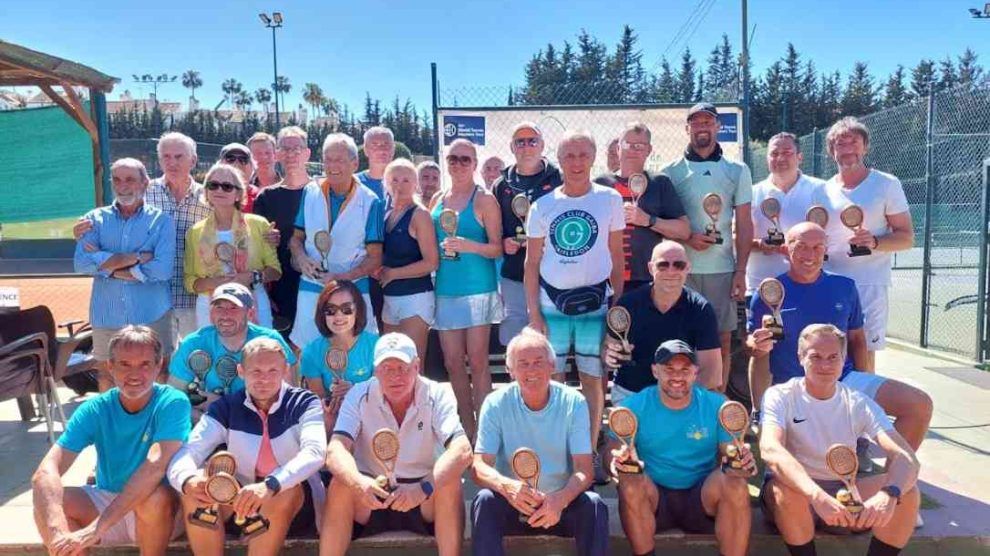 ITF Senior Bel Air fiesta más veteranos