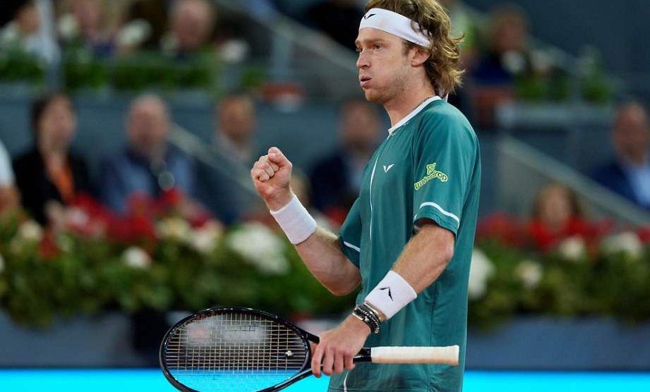 rublev tenis montaña rusa