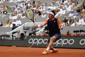 ruud todavía muchas cosas trabajar