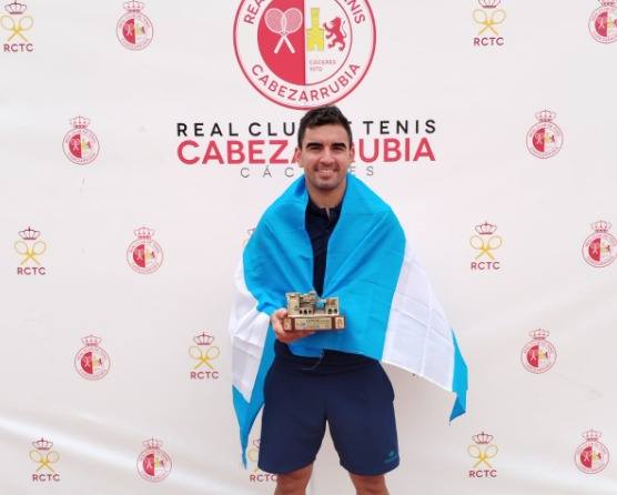 Julio César Porras revalida el título de campeón en el IBP Open de Cáceres Patrimonio de la Humanidad