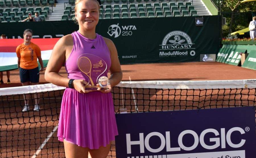 Shnaider Sasnovich WTA Budapest