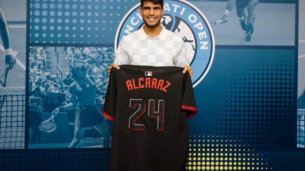 alcaraz pide perdón romper raqueta
