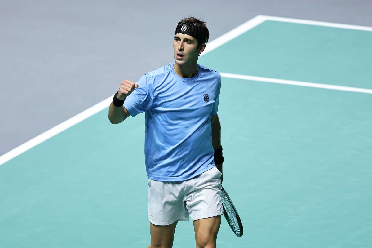 Etcheverry le da la primera alegría a Argentina en la Copa Davis