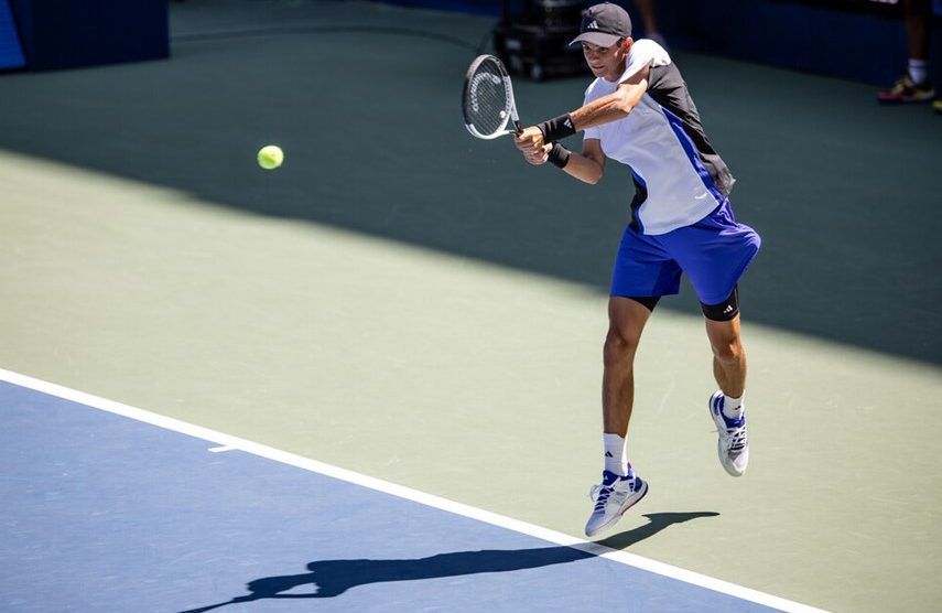 ¿quienes son los finalistas españoles del us open junior?