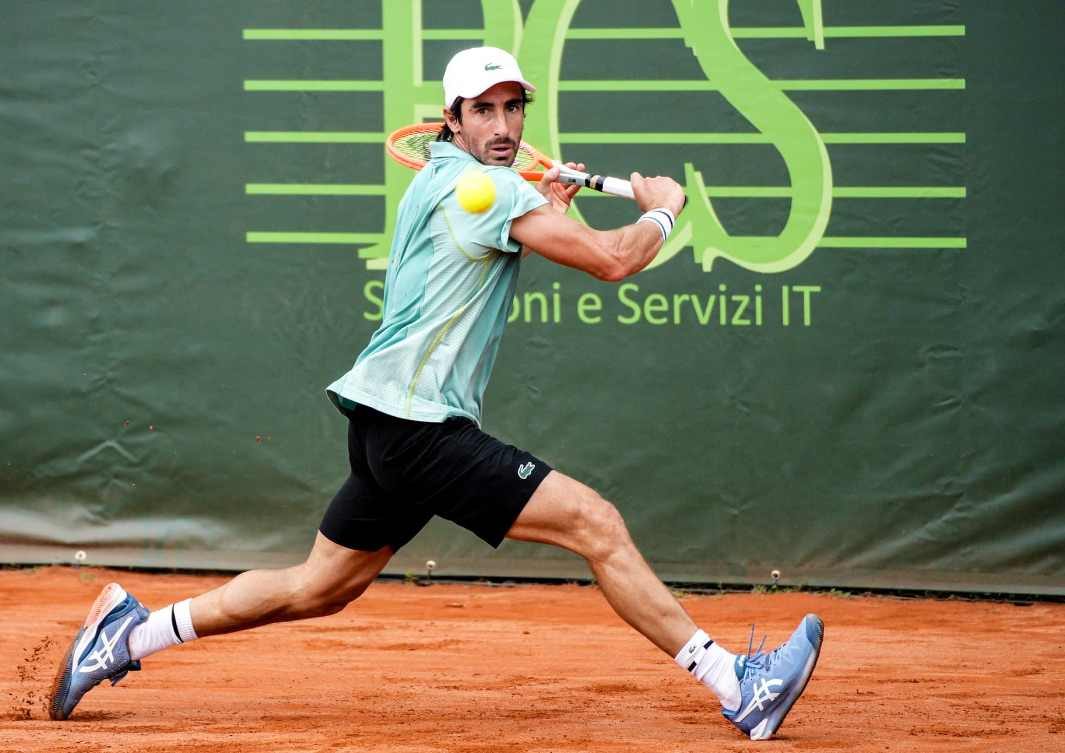 cuevas culmina viaje tenis