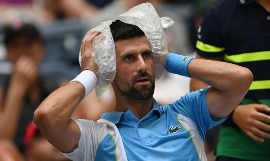 djokovic problemas rodilla derecha