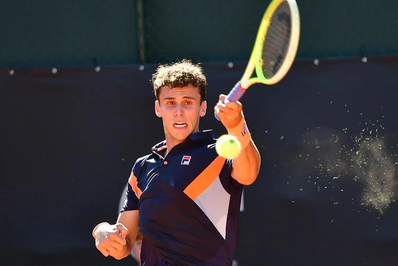 Cerúndolo se desploma y se despide de Curitiba