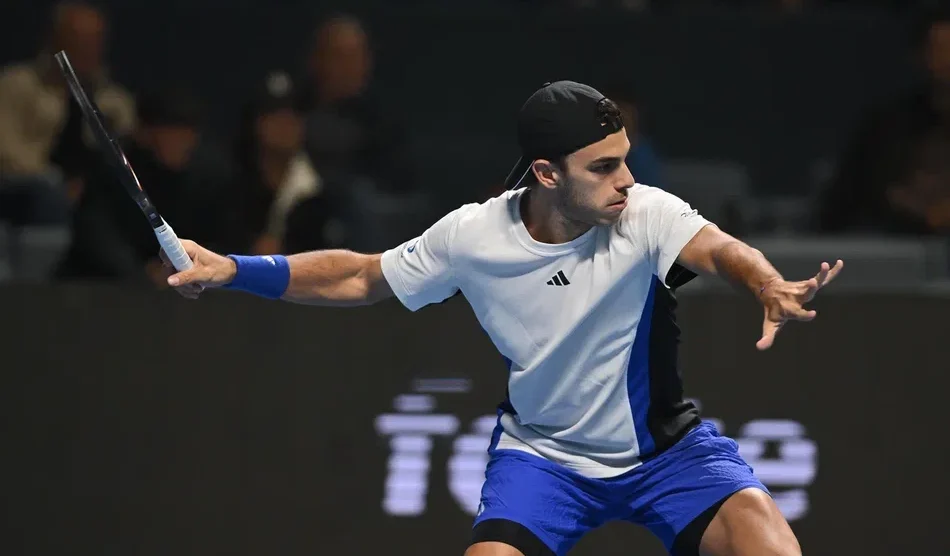televisión horario cerúndolo rublev atp parís bercy 2024