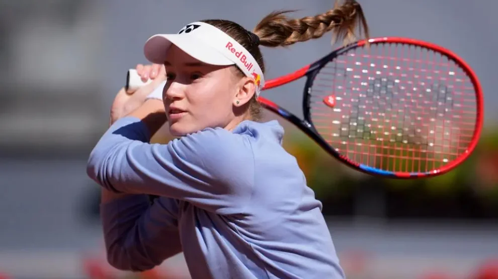 rybakina anuncia nuevo entrenador