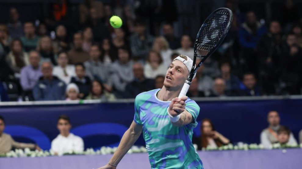 shapovalov presenta a su nuevo entrenador