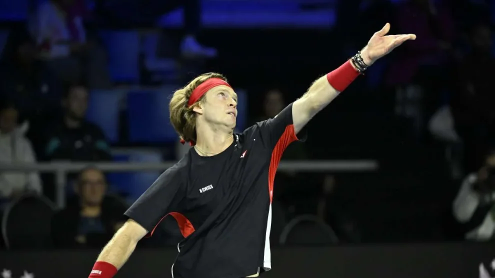 televisión horario zverev rublev nitto atp finals 2024
