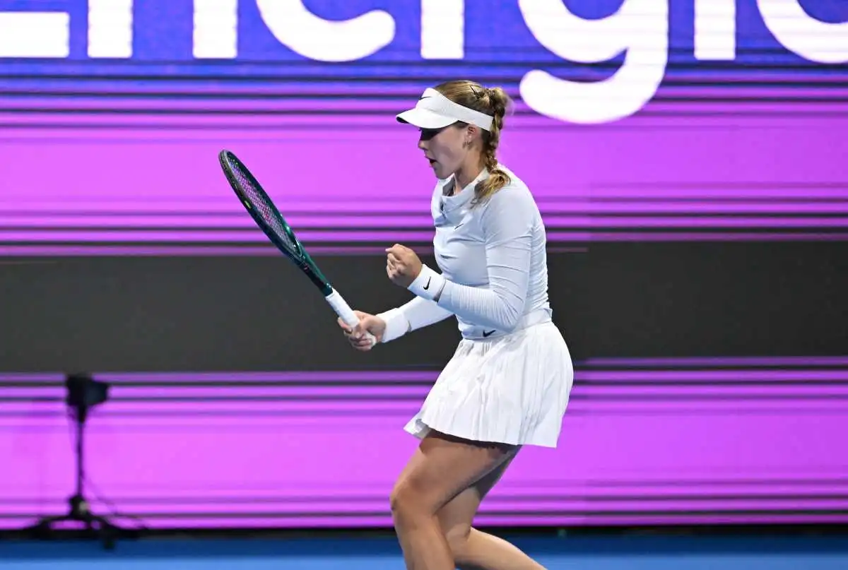andreeva rybakina wta dubái 2025