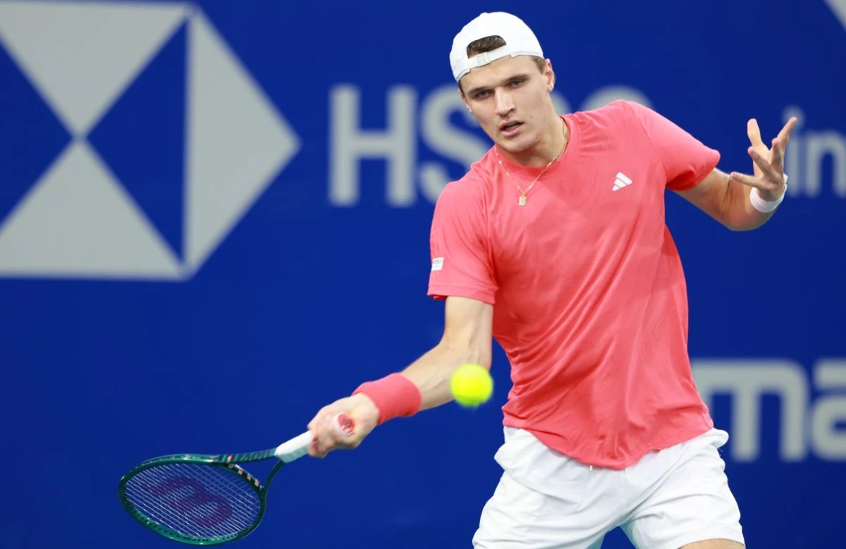 mensik djokovic miami open 2025