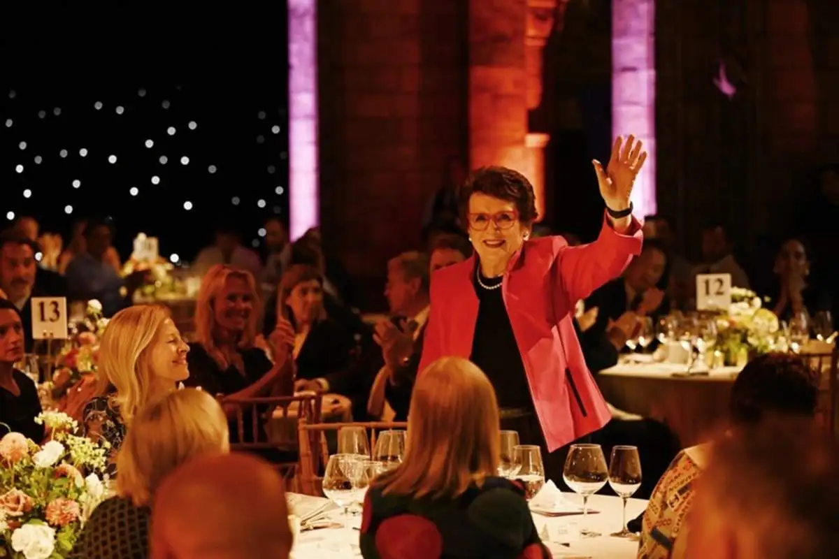 la estrella de billie jean king ya brilla en el paseo de la fama de hollywood