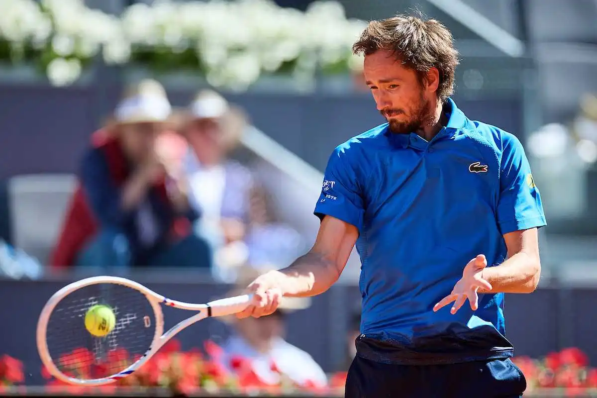 medvedev cerundolo atp madrid 2025