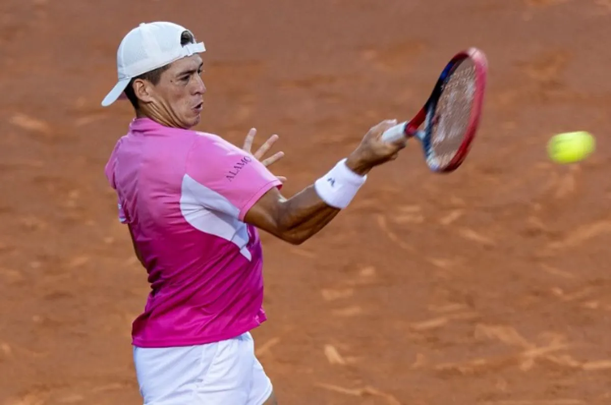 rune baez atp barcelona 2025