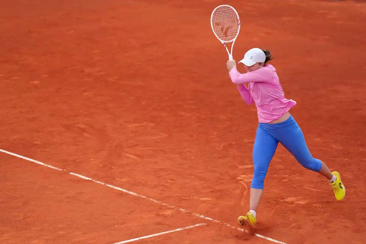 Swiatek Shnaider wta madrid 2025