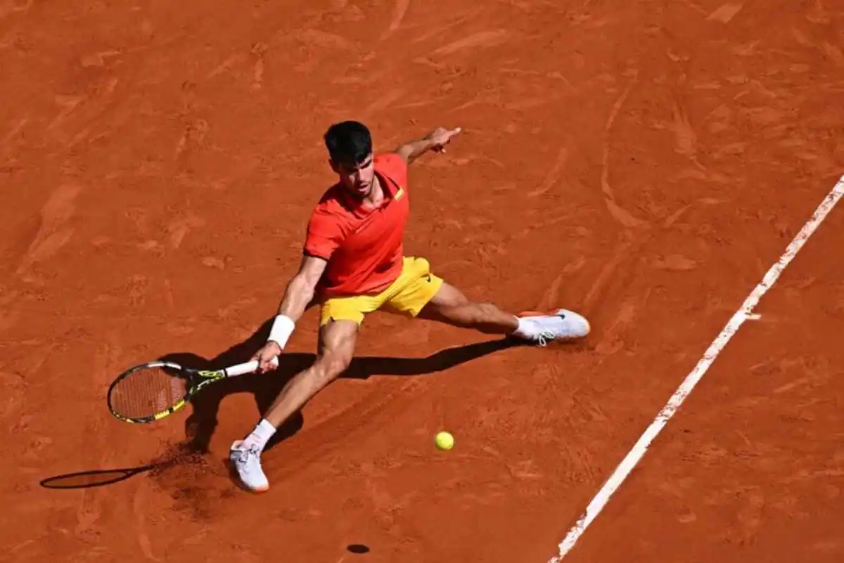 agassi en tierra o hierba daria a alcaraz cierta ventaja