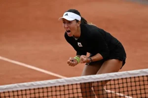 pegula vondrousova roland garros 2025