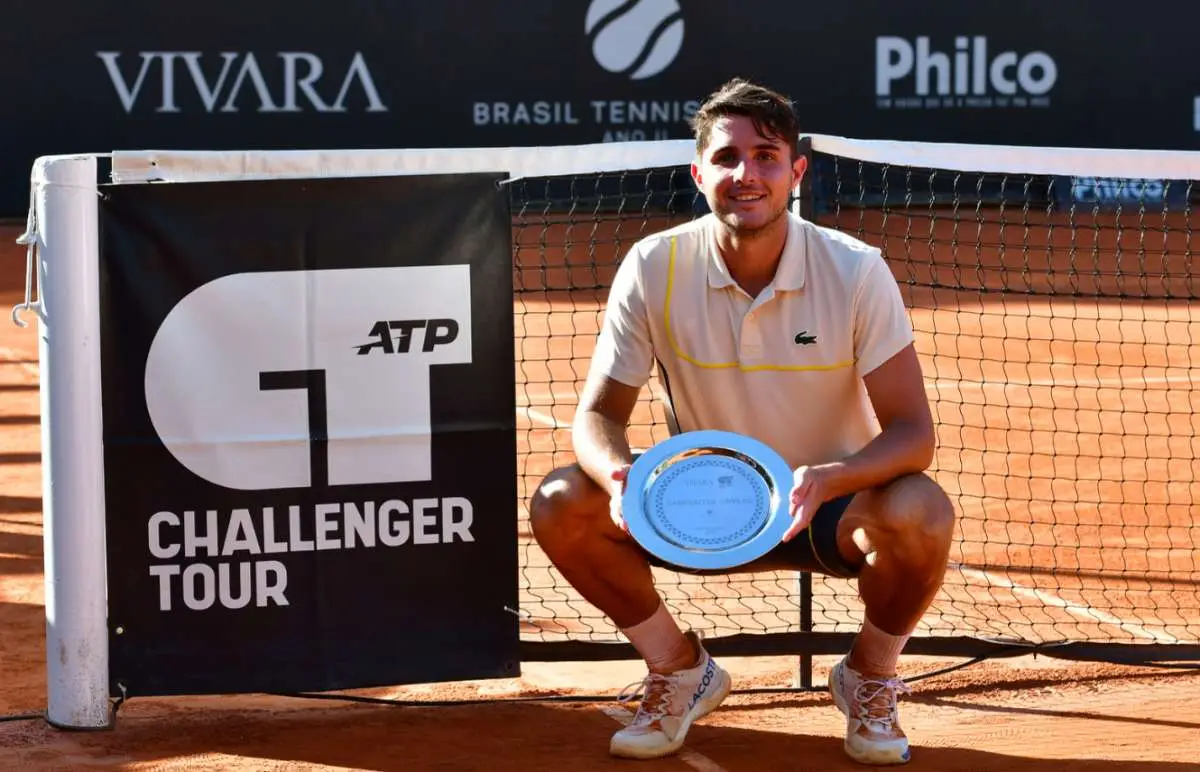 rodríguez taverna gana título en porto alegre