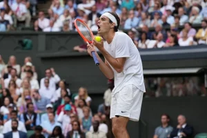 Sorpresa en Londres: Moutet pone fin a la racha de Fritz en el césped