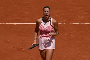 Pasta de campeona: Sabalenka se mete en los cuartos de final en París