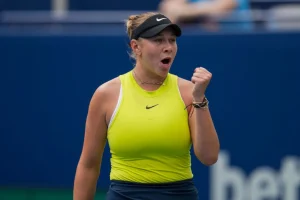 anisimova navarro wta queens 2025