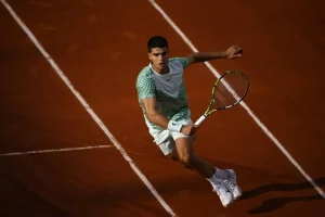 los records de alcaraz tras ganar roland garros 2025