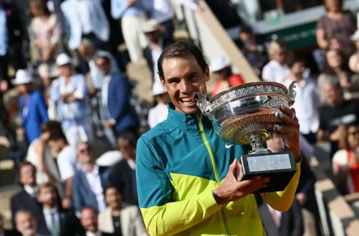 que tenistas han logrado ganar el titulo de roland garros en ediciones consecutivas