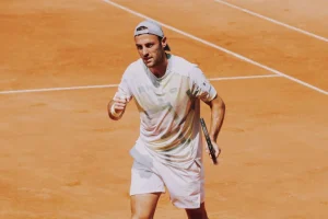 Título en casa: Stefano Travaglia grita campeón en Módena