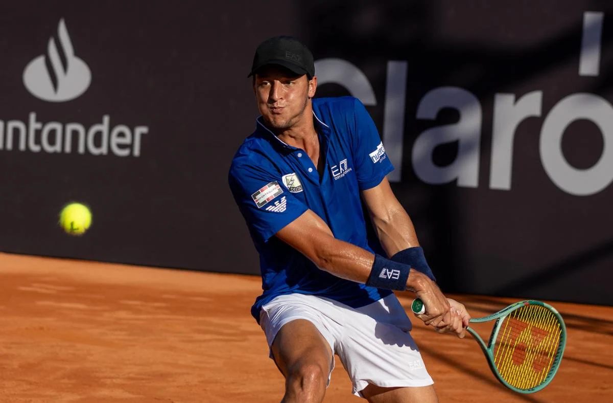 Dos títulos al hilo: Darderi extiende su racha y alza el trofeo en Umag