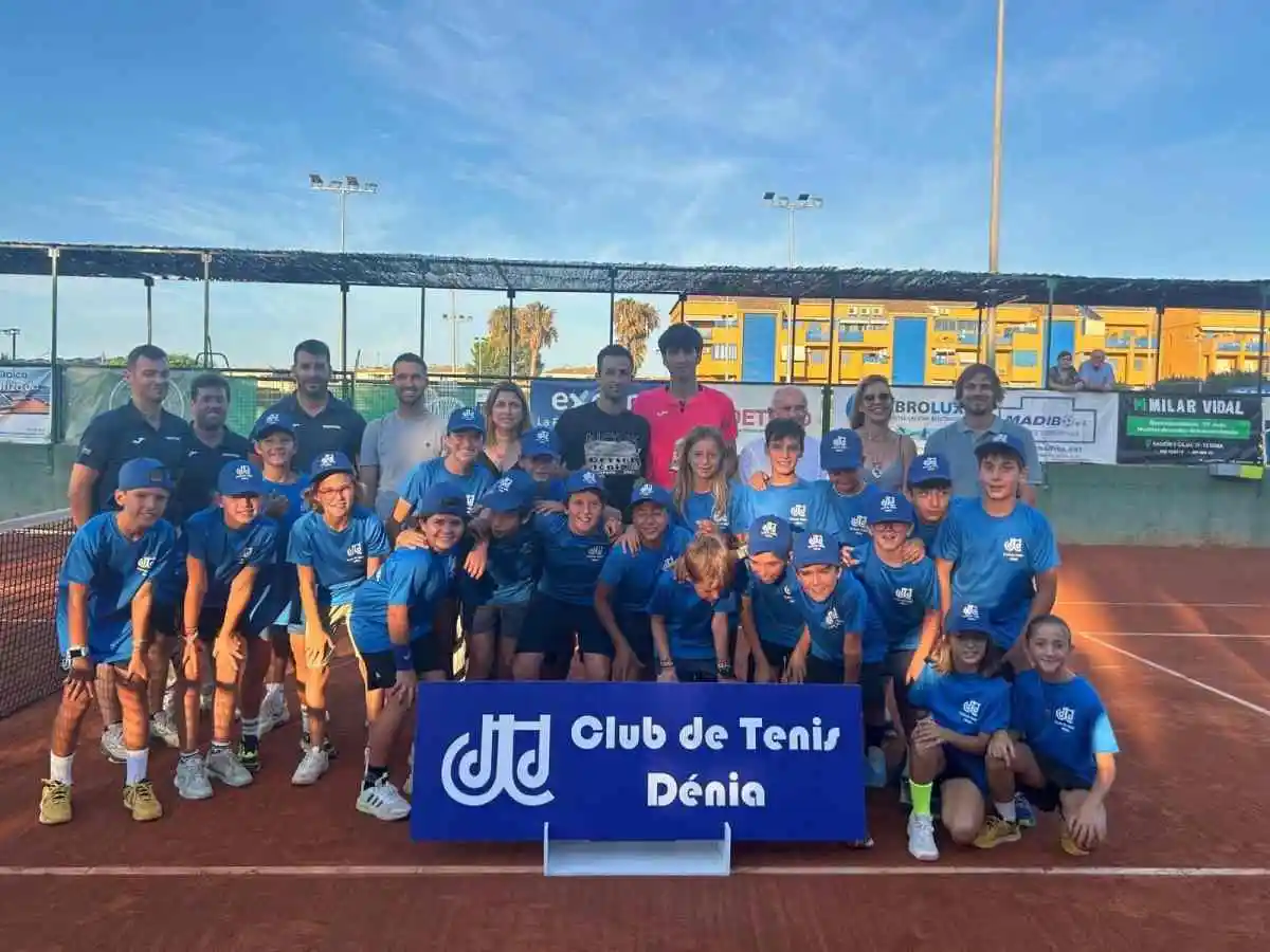 itf denia: javi barranco logra el primer titulo de la temporada tras una gran semana