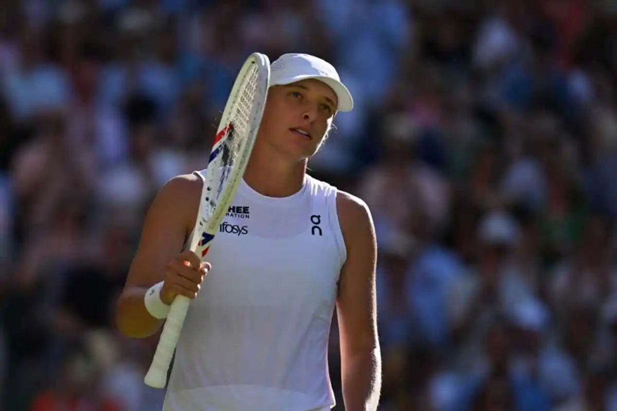 swiatek anisimova wimbledon 2025